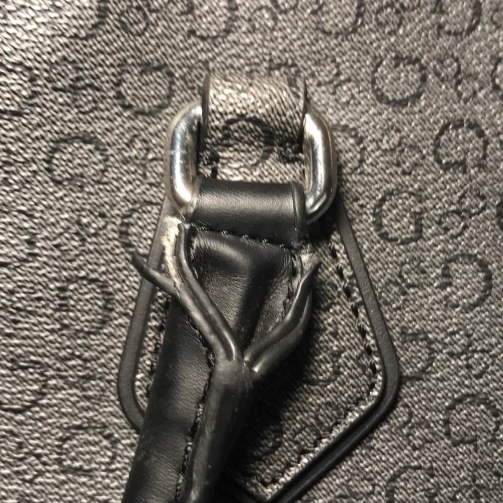 Guess black floral purse and wallet - Picture 10 of 11